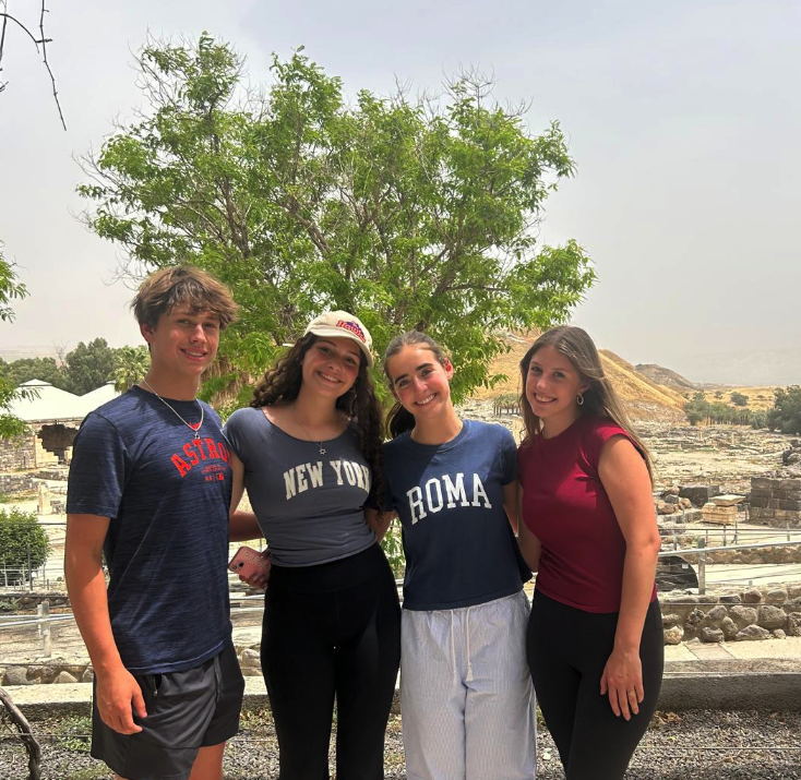 Eloosha Goott, Julia Ziff, Ariana Ackerman, and Eden Weinstein-Sears admiring the historic and cultural sights in Israel. Photo credit: Eden Weinstein-Sears (go follow their journey on instagram @emery2israel) 